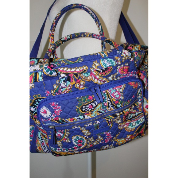 Vera Bradley Retired 2018 "Romatic Paisley" Large Weekender Duffel Travel Bag - Picture 2 of 12